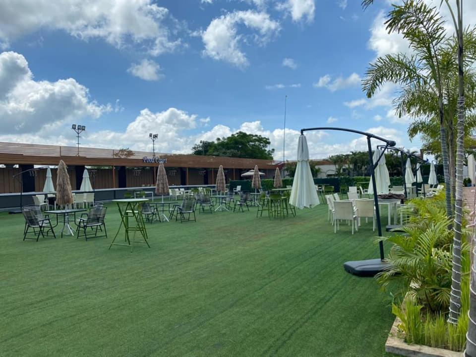 Focus Club And Resort Ranchi Exterior foto